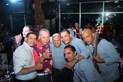 Banda Real Con Su Seguidores