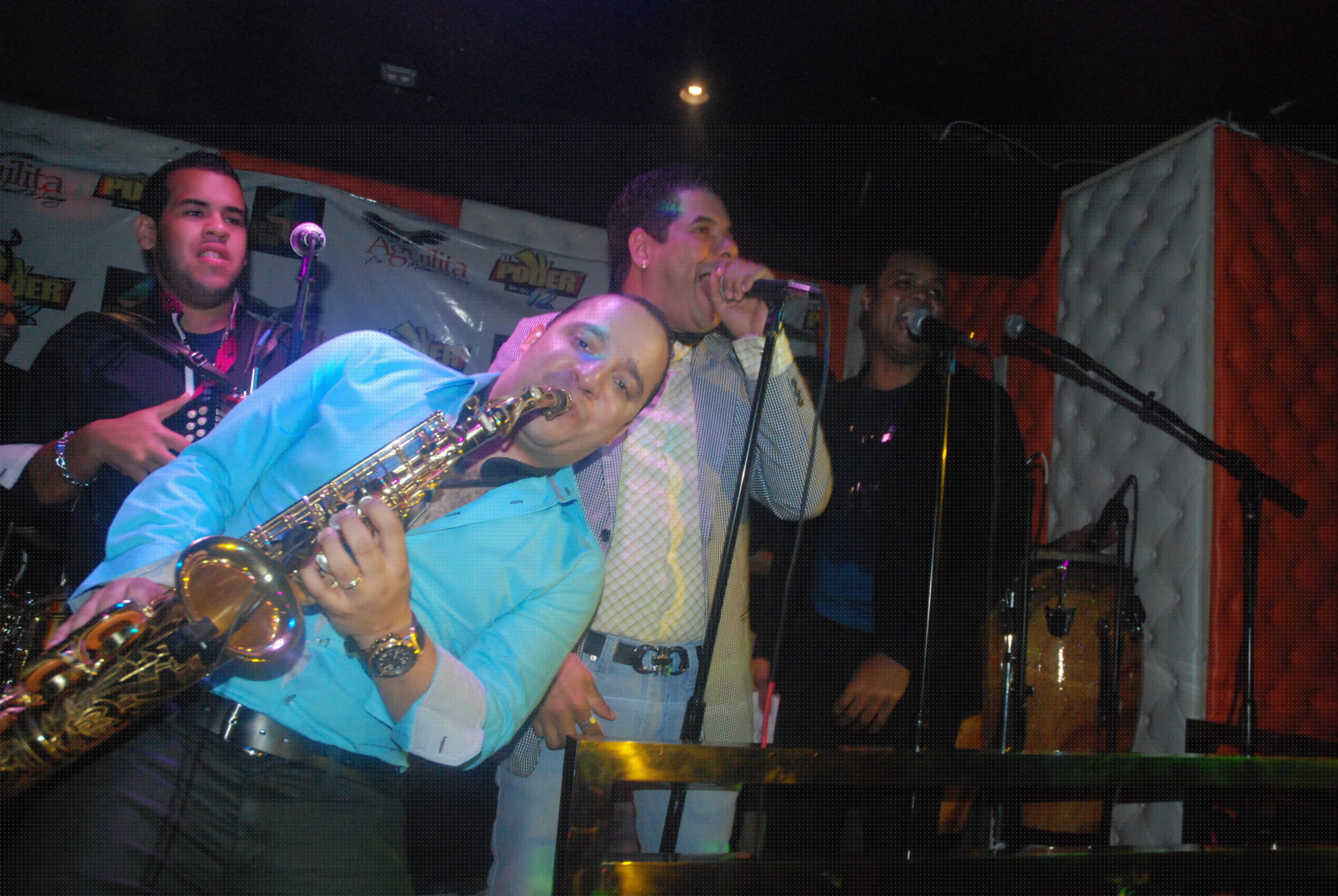 e  Aguilita 585